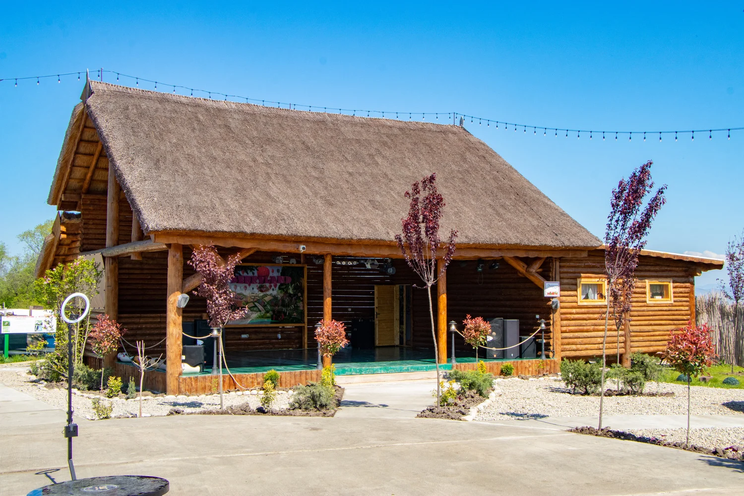 Clădire din lemn în complexul Berryland