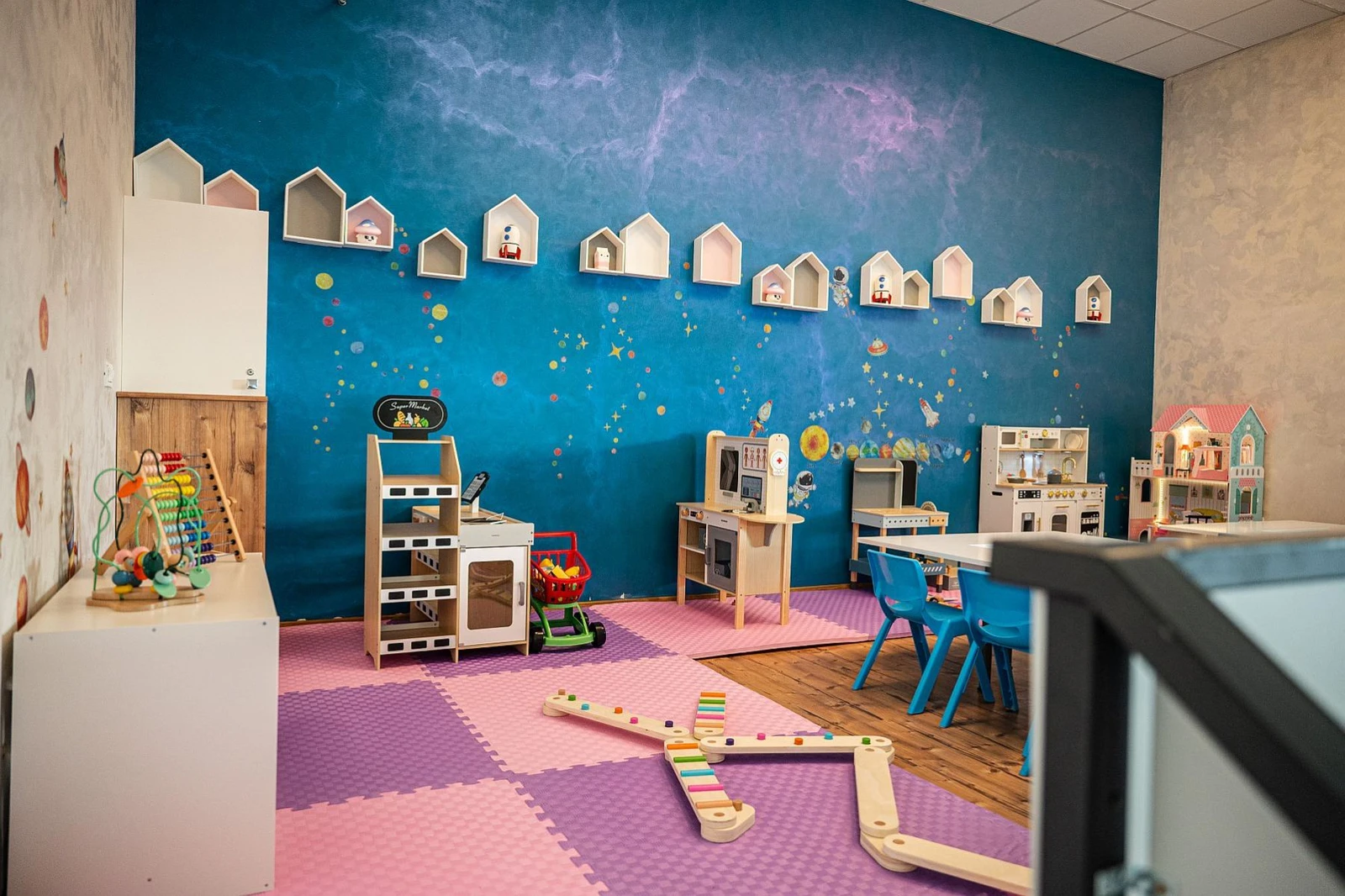 Căsuțe și bucătării pentru jocuri de rol la DAF Kids Giroc