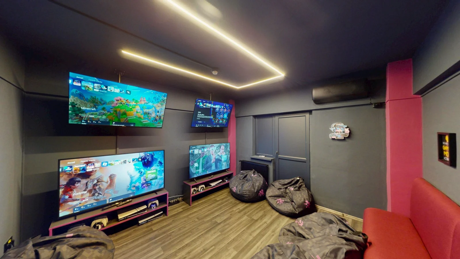 Zona de console PLAY Baia Mare