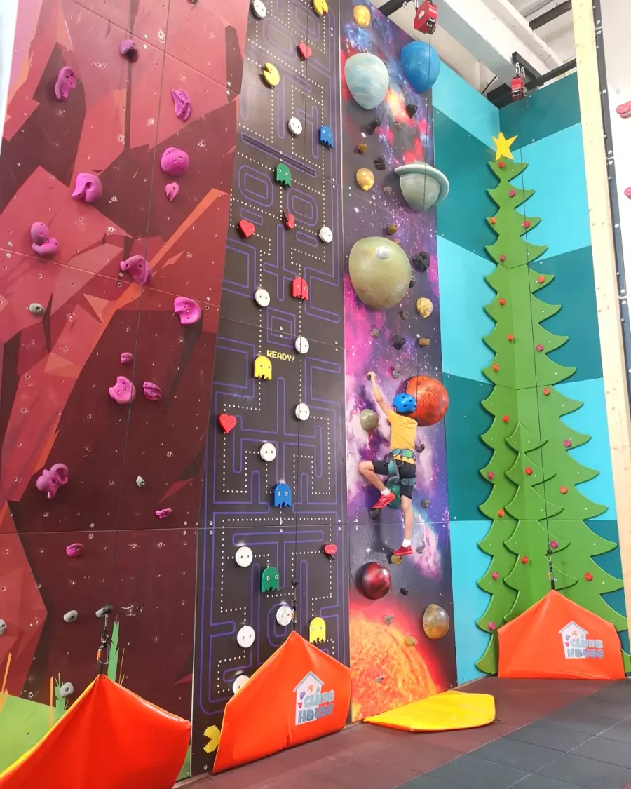Zonele de cățărare de la Climb House Brașov