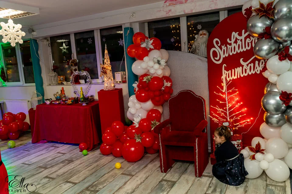 Decor de sărbători la FunKids Turda