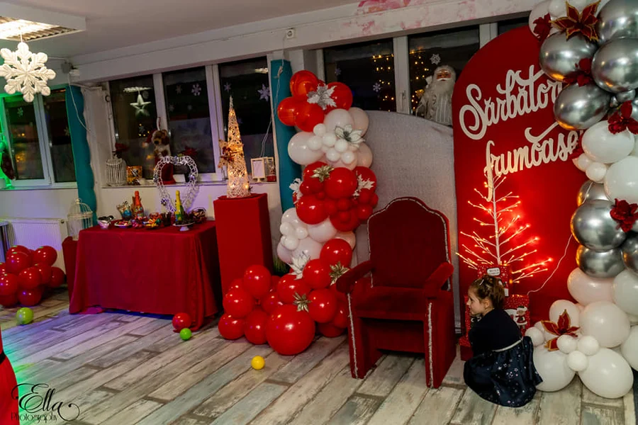 Decor de sărbători la FunKids Turda