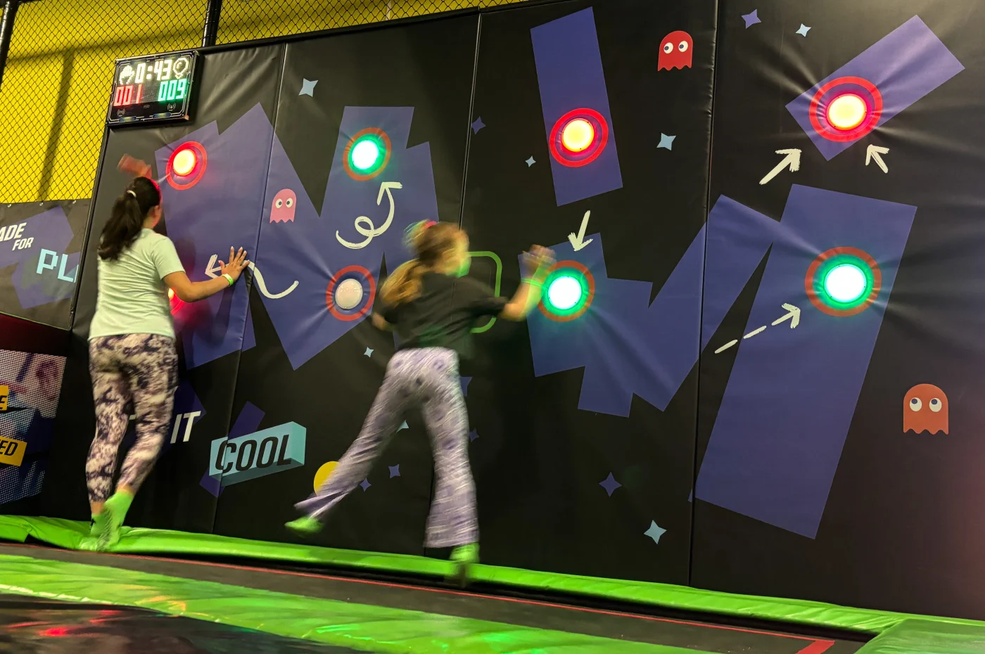 Peretele interactiv Jumping House Cluj