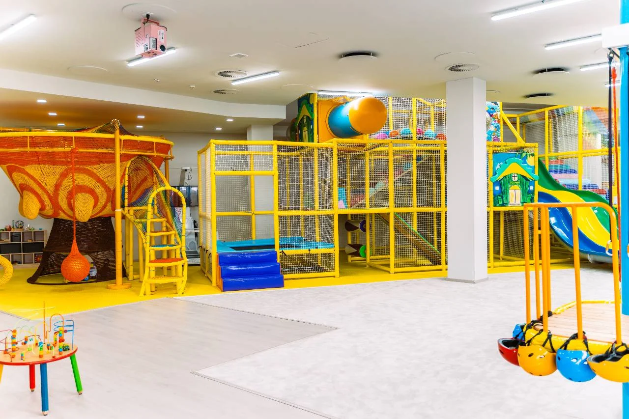 Structuri de joacă la Kokolosh din Lotus Center Oradea