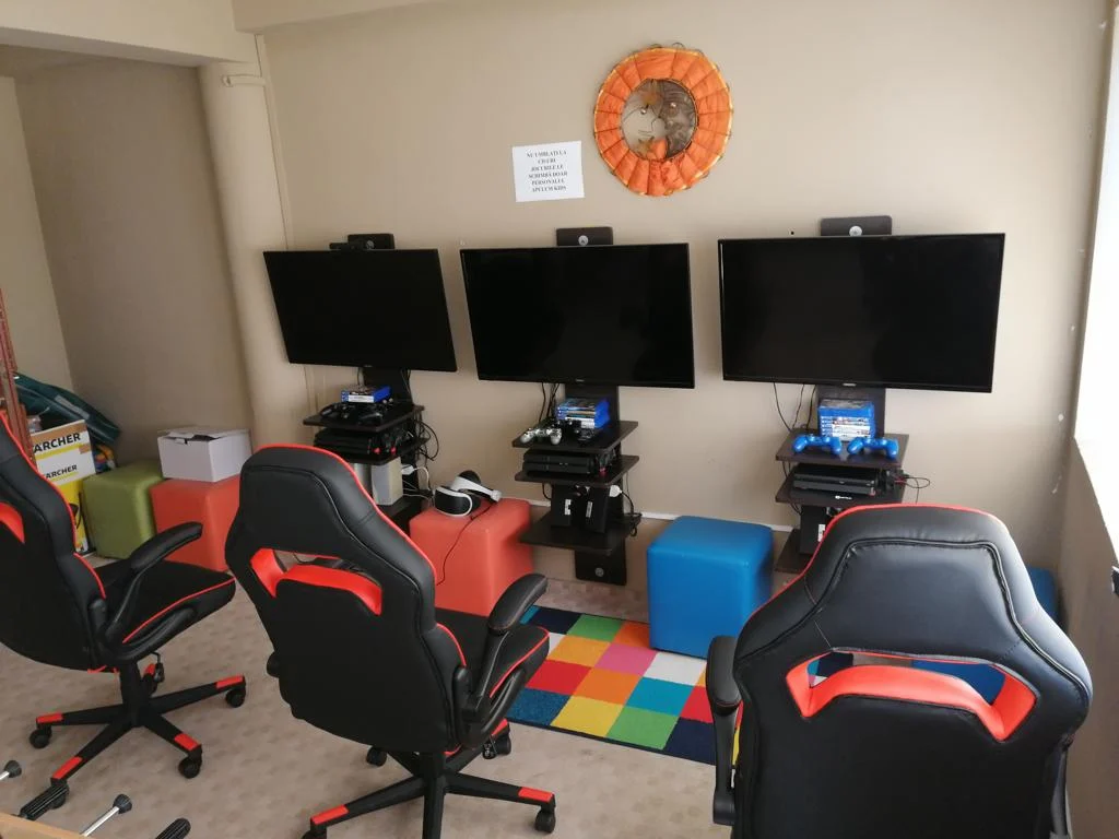 Zona de jocuri video de la Apulum Kids